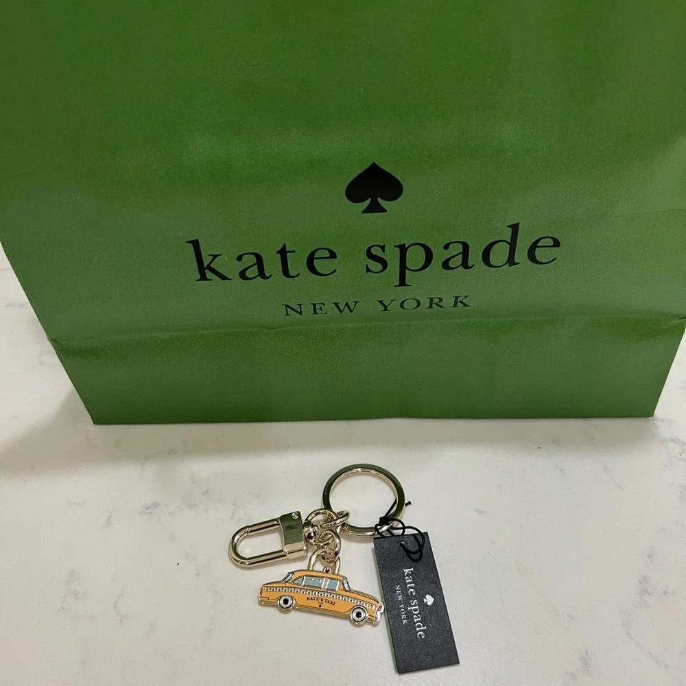 Kate Spade Taxi Keychain - Picture 6 of 6